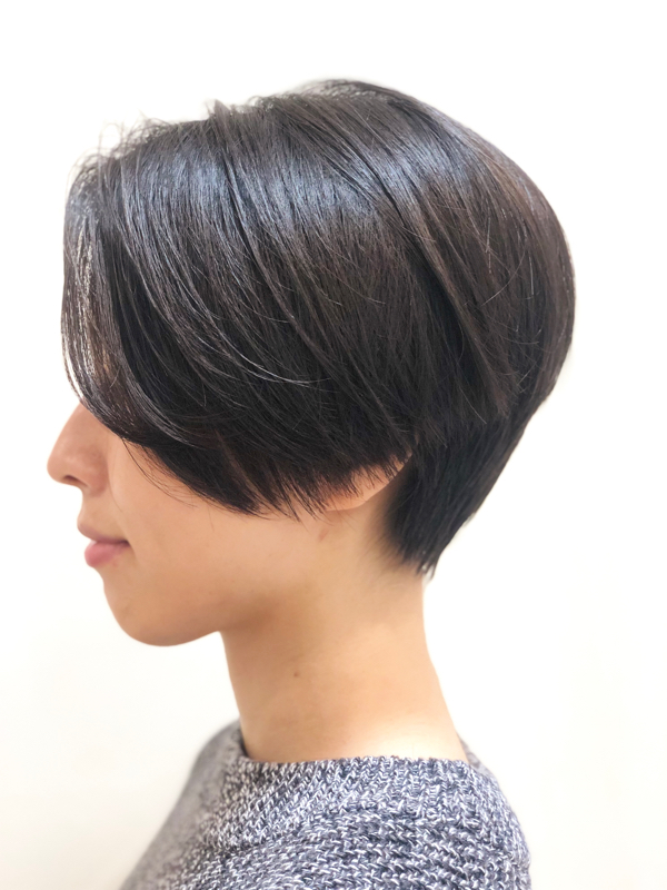 黒髪前下がりボブ ヘアスタイル 美容院/美容室モリオフロムロンドン原宿本店/大宮/池袋/成増