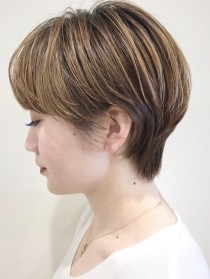 マッシュ耳かけショート