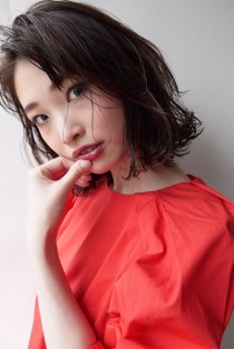 大人可愛い×外ハネ黒髪ロブ
