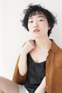 ダメージレス黒髪ショート