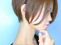 2018年夏秋人気透け感前下がりショート