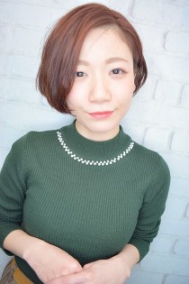 今年流行大人かわいい前下がりショートボブ