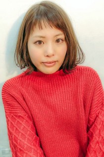 大人かわいいショートバング切りっぱなしミニボブ