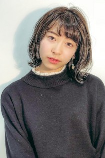 大人リラックスカールくびれミディ