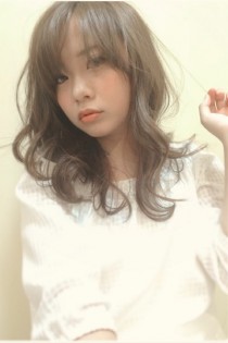 透けうざバングのこなれセミロング
