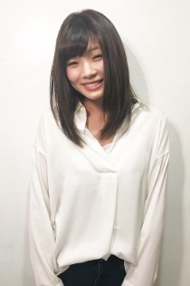 ナチュラル可愛いフェミニンロングレイヤー