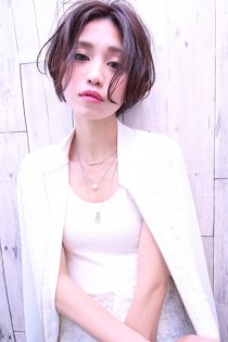 夏人気大人可愛い流行り長めショート