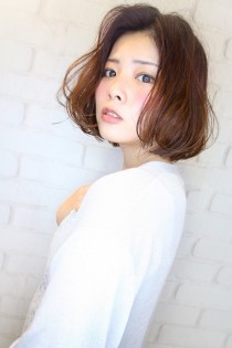 夏人気大人可愛い流行りボブ