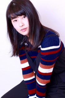 黒髪ストレート