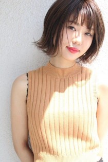 外ハネショートボブ