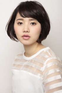 大人系ナチュラルショートボブ