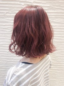くすみワインレッド×シースルーボブ