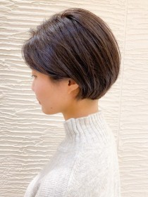 大人可愛いネープレスショート