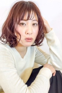 シースルーバングボブ
