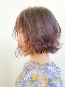 フェミニンボブ
