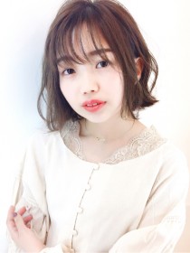 シースルーバング×外ハネエアリーボブ