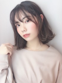 シースルーボブ