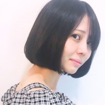 大人かわいい黒髪ショートボブ似合わせ