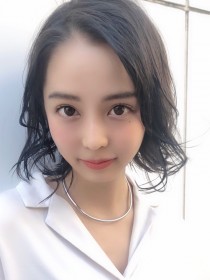 かきあげボブディ×暗め透けアッシュ