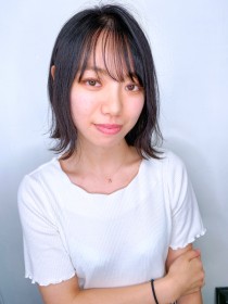 【morio池袋】黒髪大人かわいい切りっぱなしボブ耳かけ