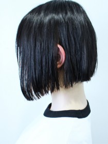 セミウェット黒髪ワンレン前下がりショートボブ似合わせカット