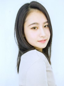 大人かわいいストレートロブ