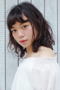 愛されフェザーバングミディ