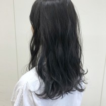 透明感たっぷりグレージュ