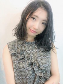 大人かわいいグレージュ×ふわミディ