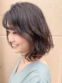 くせ毛をいかしてウェーブボブ
