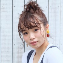 ルーズ お団子ヘア