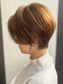 綺麗な大人女性ショートボブ