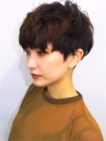 刈り上げハンサムショート
