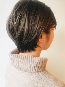 大人奥行きショートボブ