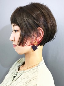 愛されワンサイドショートボブ×インナーカラー