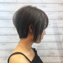 前下がりショートボブ