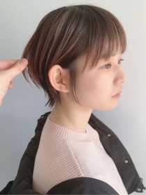 ナチュラルハイライトショートウルフ