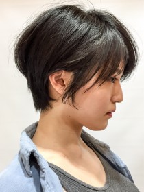 黒髪×クールショート