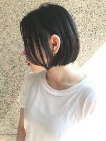 横顔美人　ミニボブ　ショート