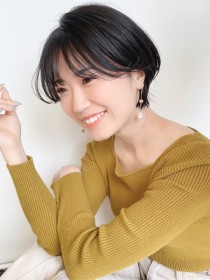 大人黒髪マッシュショート　オバラ