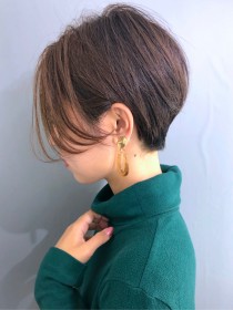 横顔美人マッシュショート