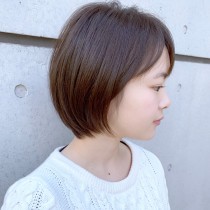 ショートボブ
