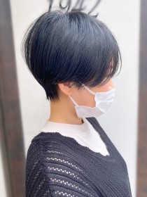 大人ナチュラル丸みハンサムショート