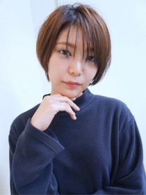 大人かわいいリラックスショートボブ